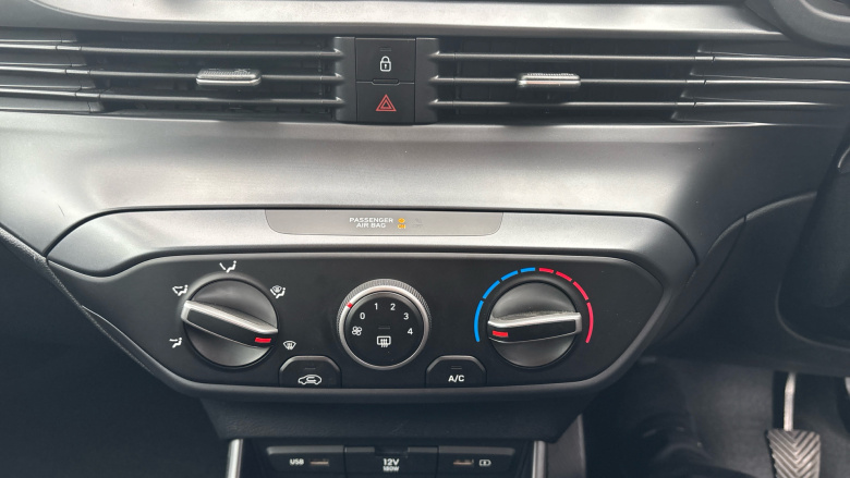 Hyundai i20 1.0T GDi 48V MHD SE Connect 5dr Petrol Hatchback